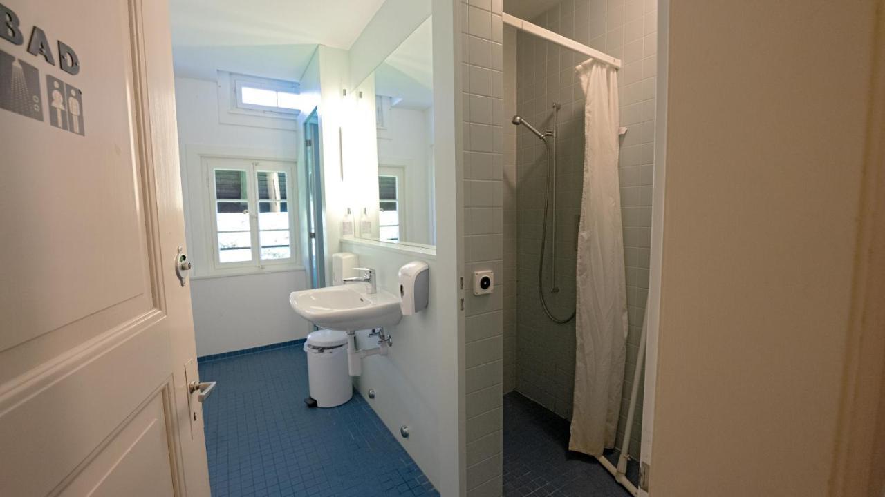 Leissigen Youth Hostel Bagian luar foto
