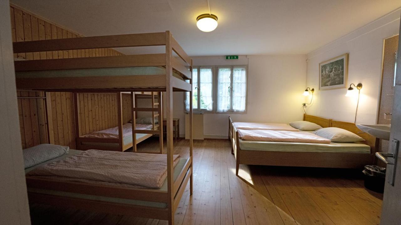 Leissigen Youth Hostel Bagian luar foto