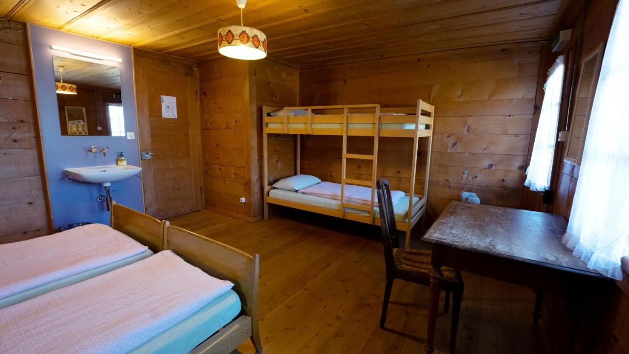 Leissigen Youth Hostel Bagian luar foto