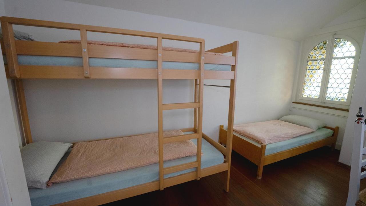 Leissigen Youth Hostel Bagian luar foto